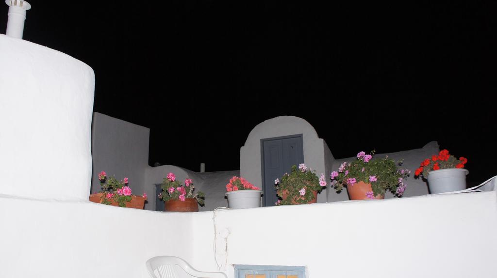 Marcos Rooms Οία Εξωτερικό φωτογραφία